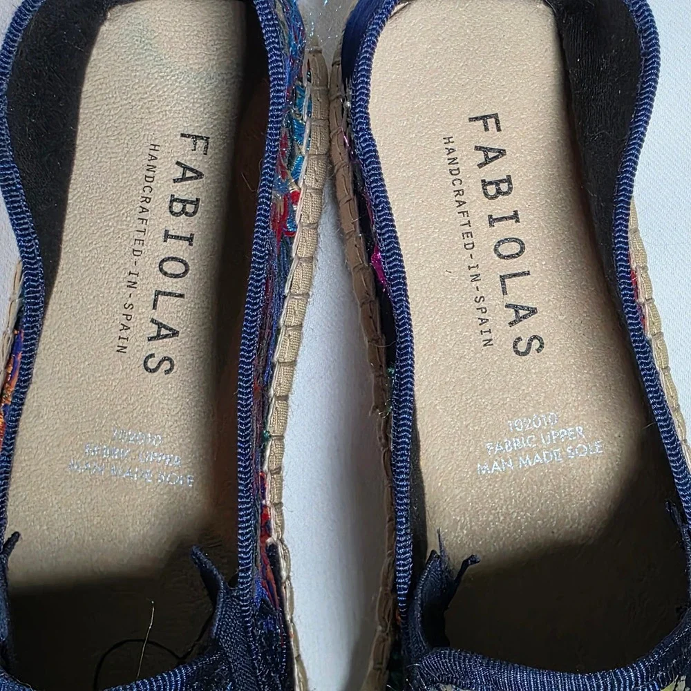 Fabiolas Floral Embroidered Navy Women 39 Espadrille Flat Boho Artisan Whimsical